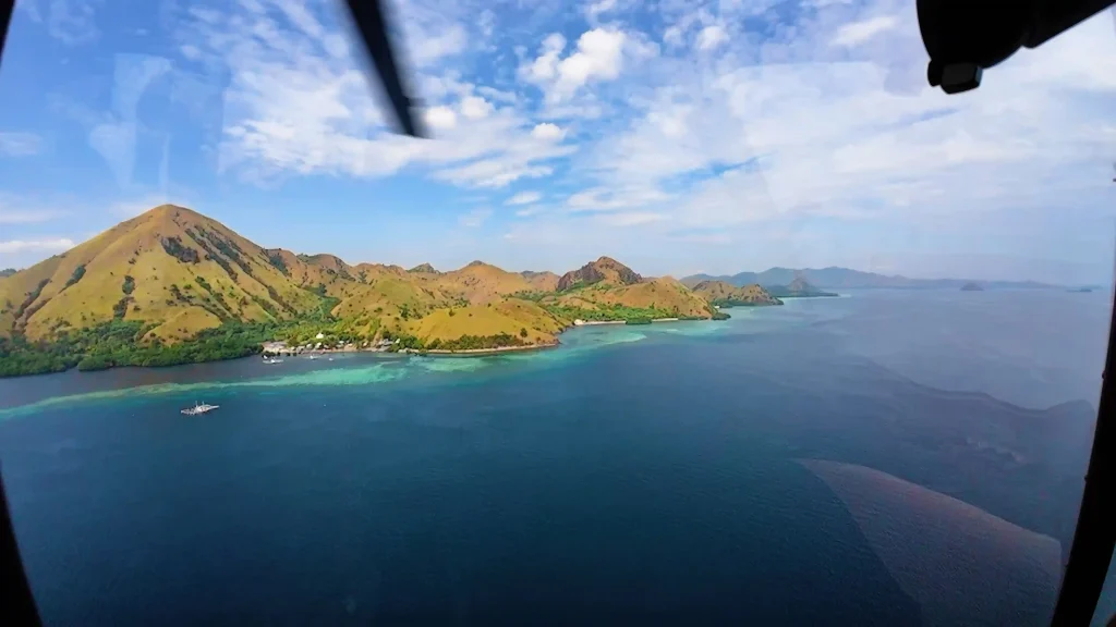 How to Get to Kanawa Island from Labuan Bajo in 2027