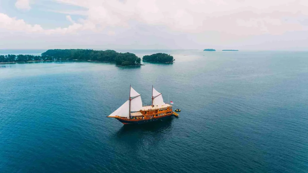 Kanawa Island Private Tour: Your Own Boat & Itinerary